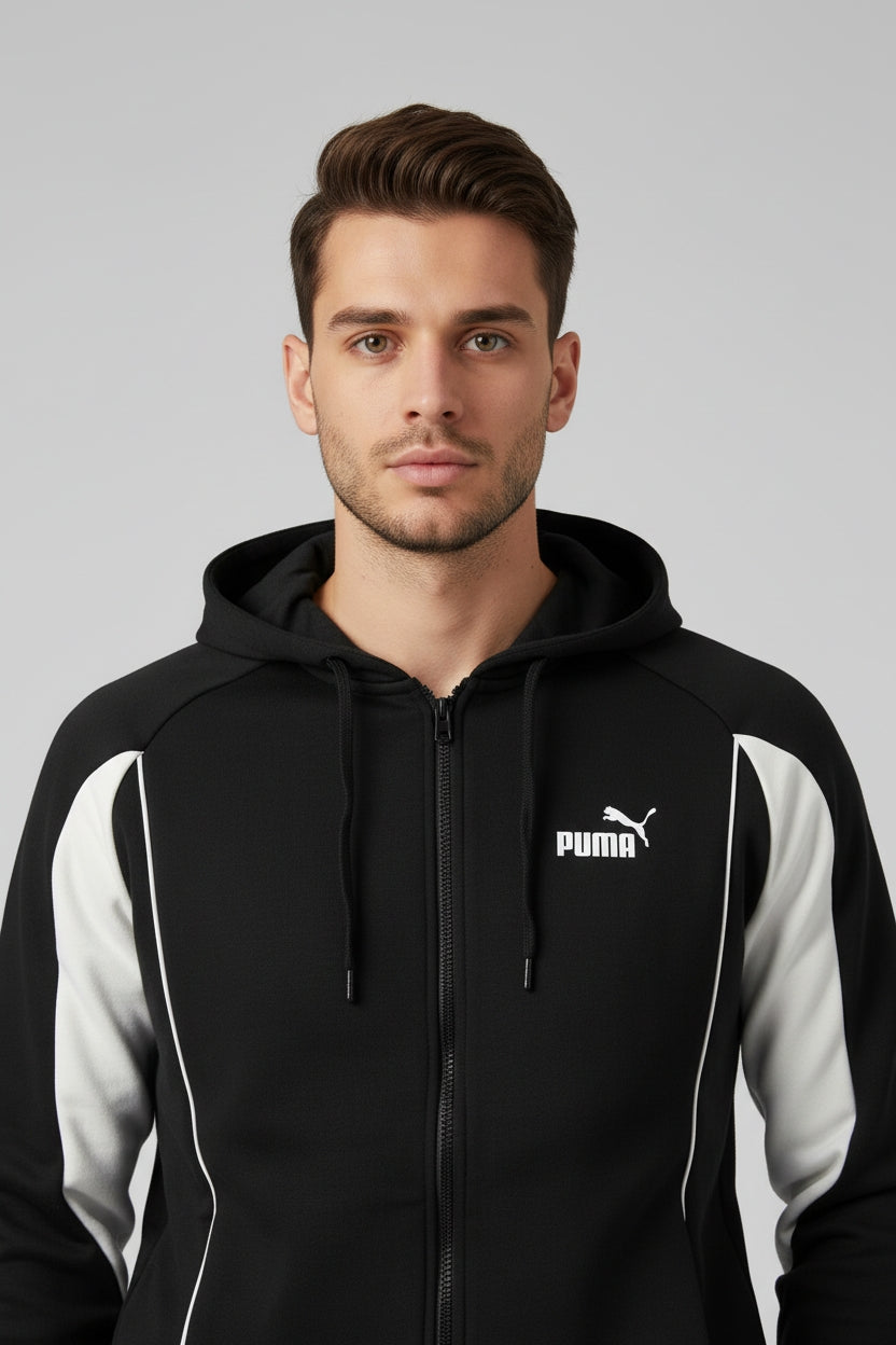 Uomo PUMA TUTA 688177 completa nero dettagli bianchi primo piano 